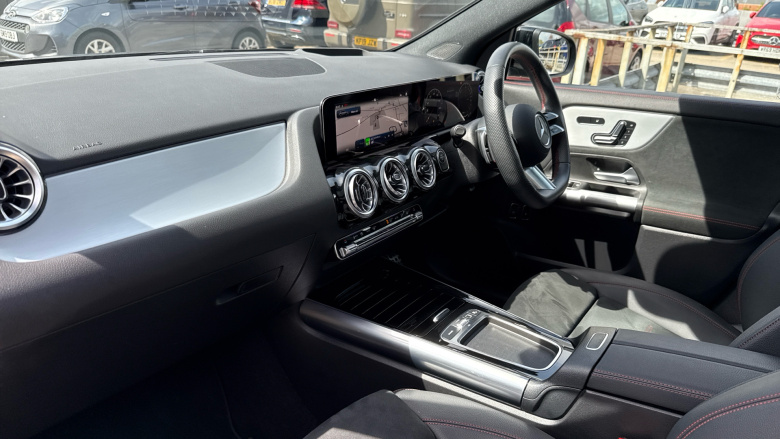 Mercedes-Benz GLA 250e AMG Line Premium Plus 5dr Auto Hatchback